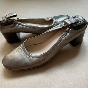 Everlane The Day Heel in Limited Edition Metallic Gold - 9